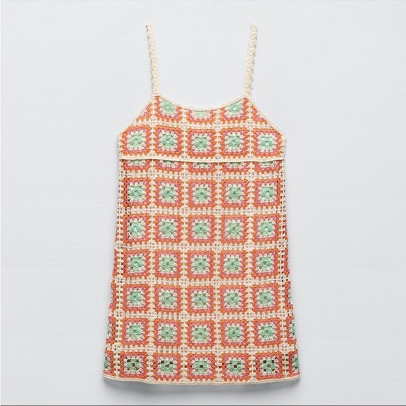 Zara Crochet Dress - Picture 3 of 7